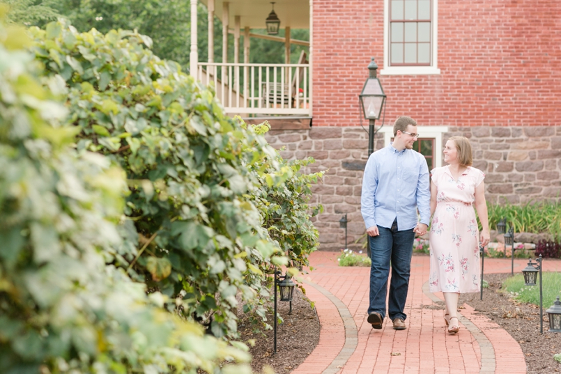 A Historic Acres of Hershey Engagement_0012.jpg